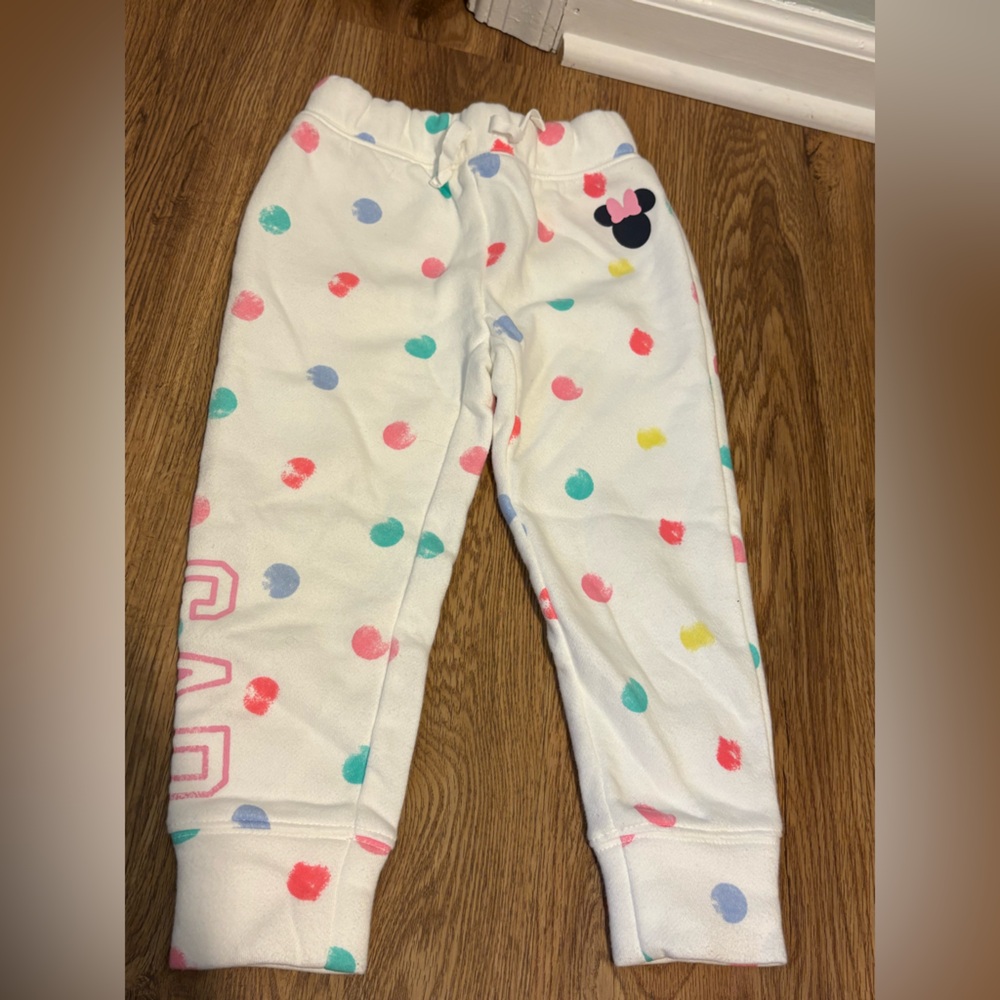 baby GAP x Disney white sweatpants with multicolor polka dots